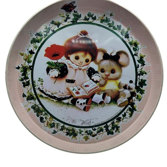 Enesco Tin Tray Barbi Sargent Pink 1983 Girl Mouse 11.5 Inch Round Poppy Seed - Picture 9 of 9